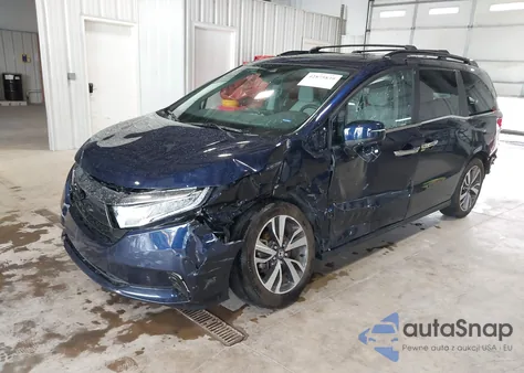 2024 Honda Odyssey Touring z USA, uszkodzony, nr VIN 5FNRL6H86RB044143